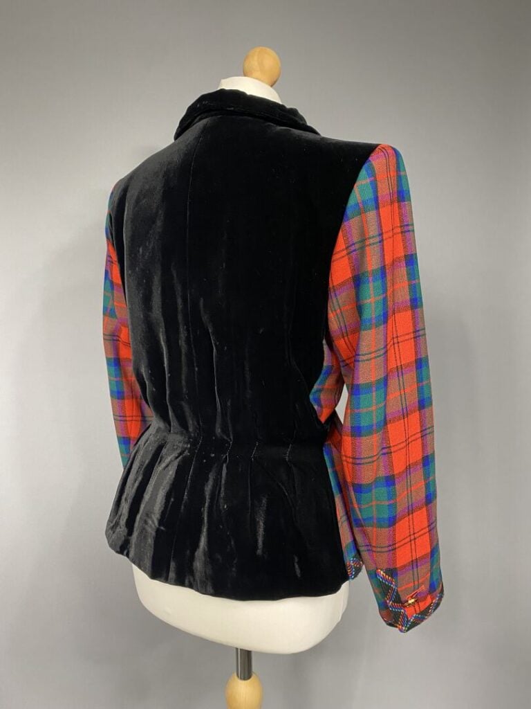 Yves SAINT LAURENT rive gauche - Veste en laine à encolure ronde à motifs de ca…