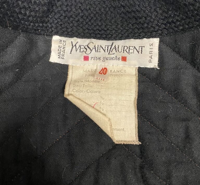 Yves SAINT LAURENT rive gauche - Veste matelassée à encolure ronde en tissu sué…