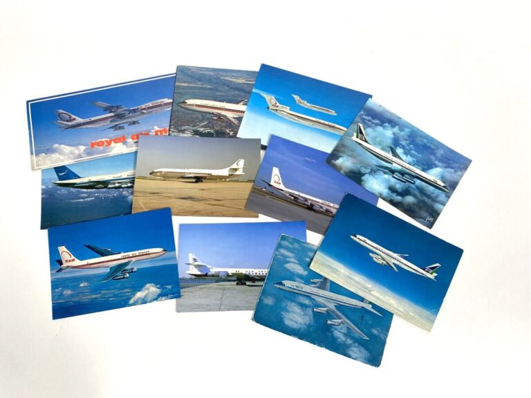 17 cartes postales neuves pour B707, DC8, de 1963 à 1997 pour Royal Air Maroc