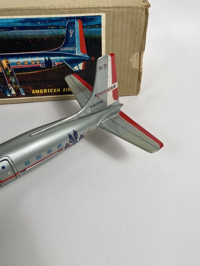 DC7C American Airlines » / One - Japon, 1967, en Tele lithographiée, battery to…