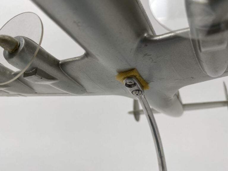 Lockheed 1049 Air France F-BGNA Super Constellation au 1/100ème en résine peint…