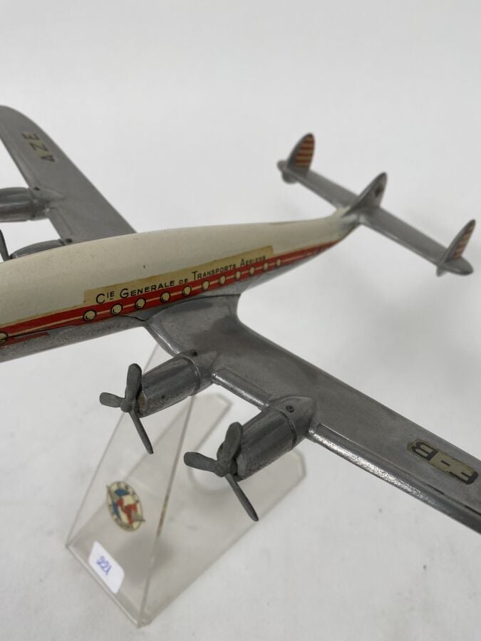 Lockheed Constellation 749 CGTA Air Algérie F-BAZE au 1/125ème en aluminium pei…