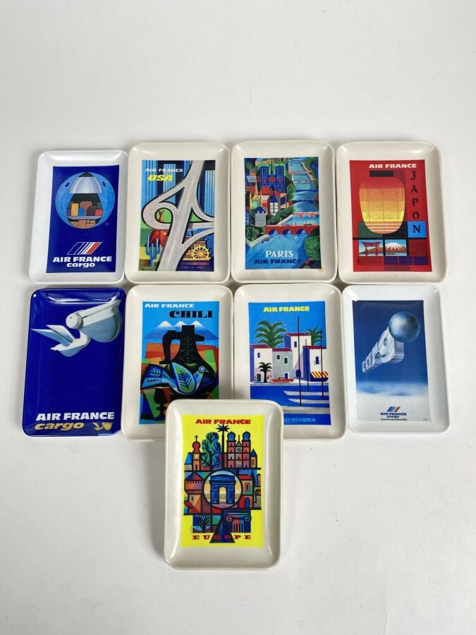 Lot de 9 cendriers rectangulaire en plastique Air France 1970 à 1980 pour : - O…