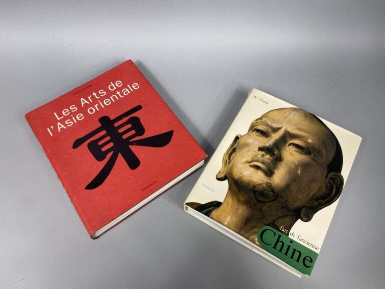 Lot de deux volumes comprenant : - - L'art de l'ancienne Chine, W.Watson, ed. M…