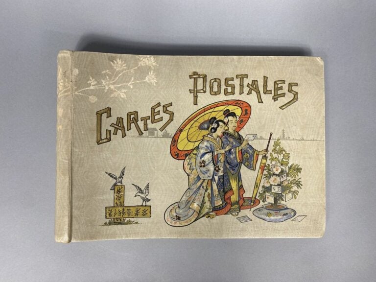 Lot de quatre albums photos et albums pour cartes postales - Vers 1900 et diver…