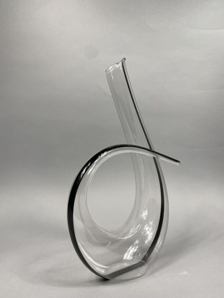 RIEDEL - Carafe à décanter en cristal - Signée sous la base - H : 41.5 cm