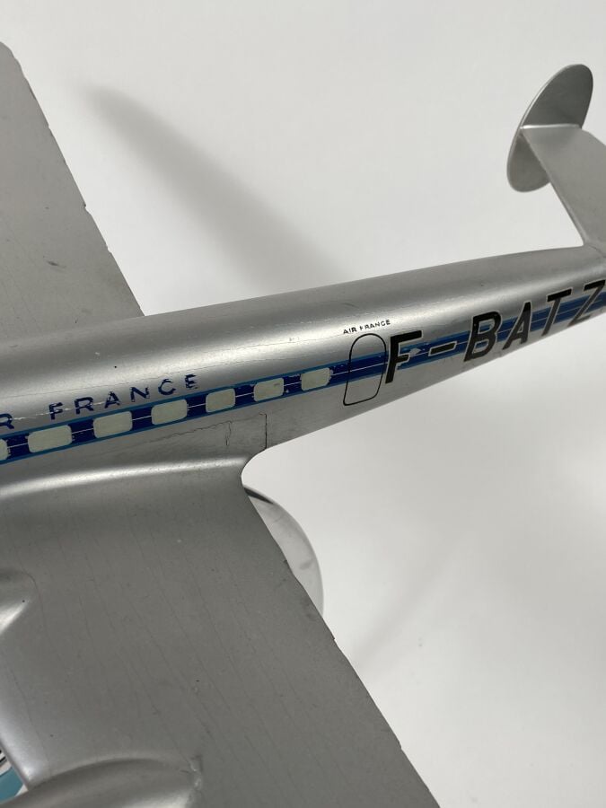 SNCA SE 161 ou Bloch 161 Languedoc Air France F-BATZ en bois et métal peint au…