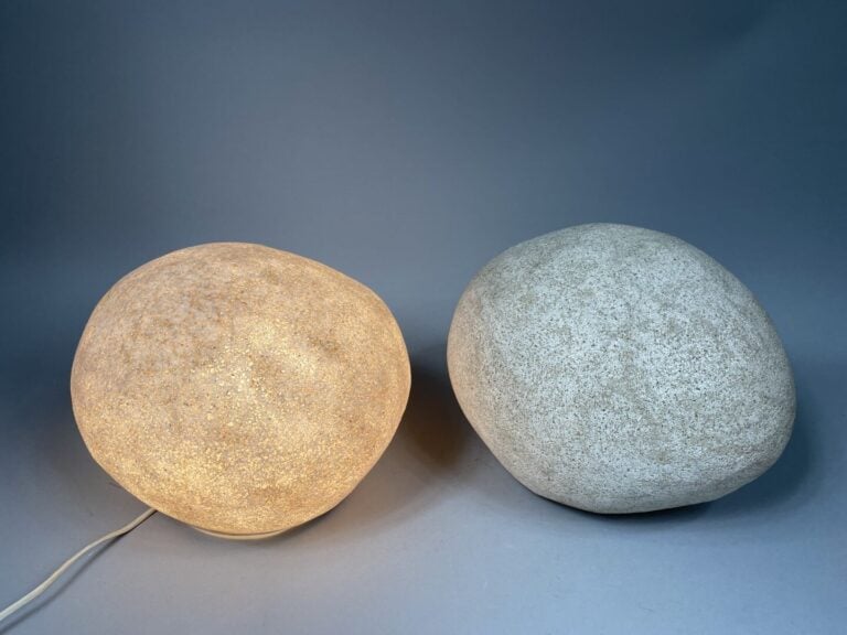 André CAZENAVE (1928-2003), attribué à - Paire de lampes en fibre de verre et p…