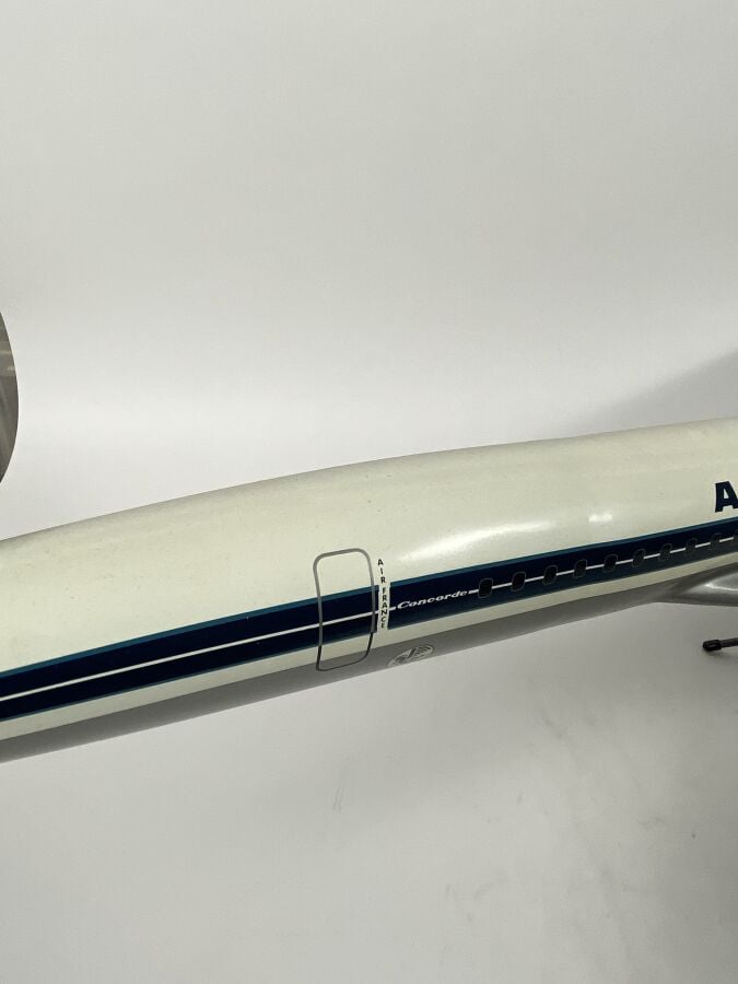 BAC Aérospatiale Concorde Air France (prototype) au 1/50ème en résine peinte ré…