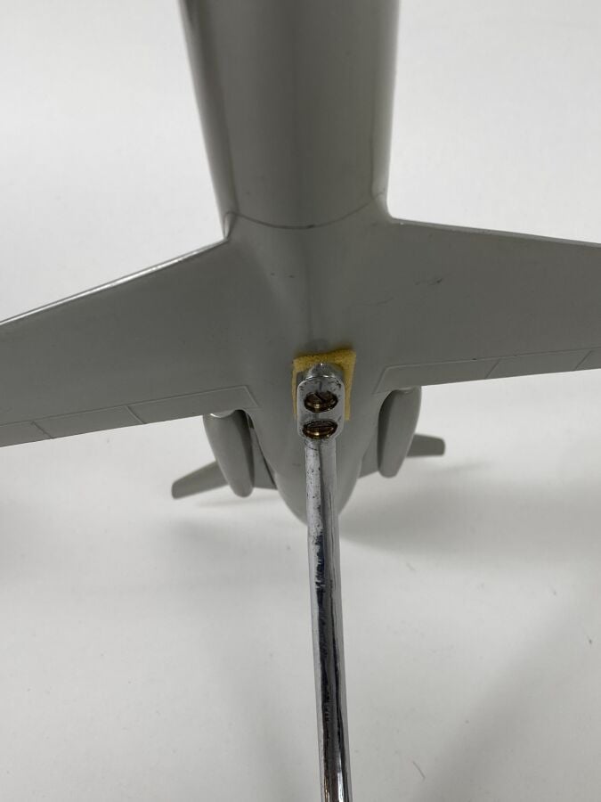 Caravelle Air France F-BHRA au 1/100ème en résine peinte réalisée par MEE/Bourb…