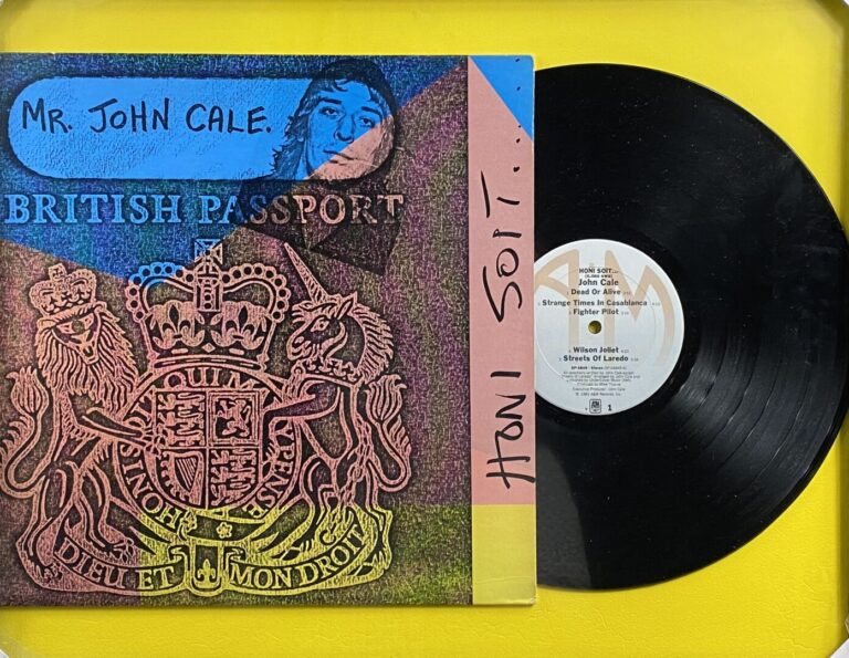 Coffret collector comprenant un disque en vinyle illustré - Mr John CALE Britis…