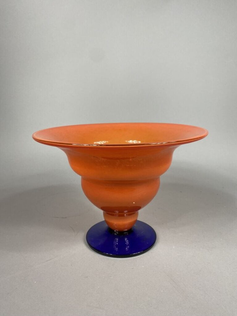 Dans le goût de SCHNEIDER - Coupe sur pied évasée en verre marmoréen dans les t…