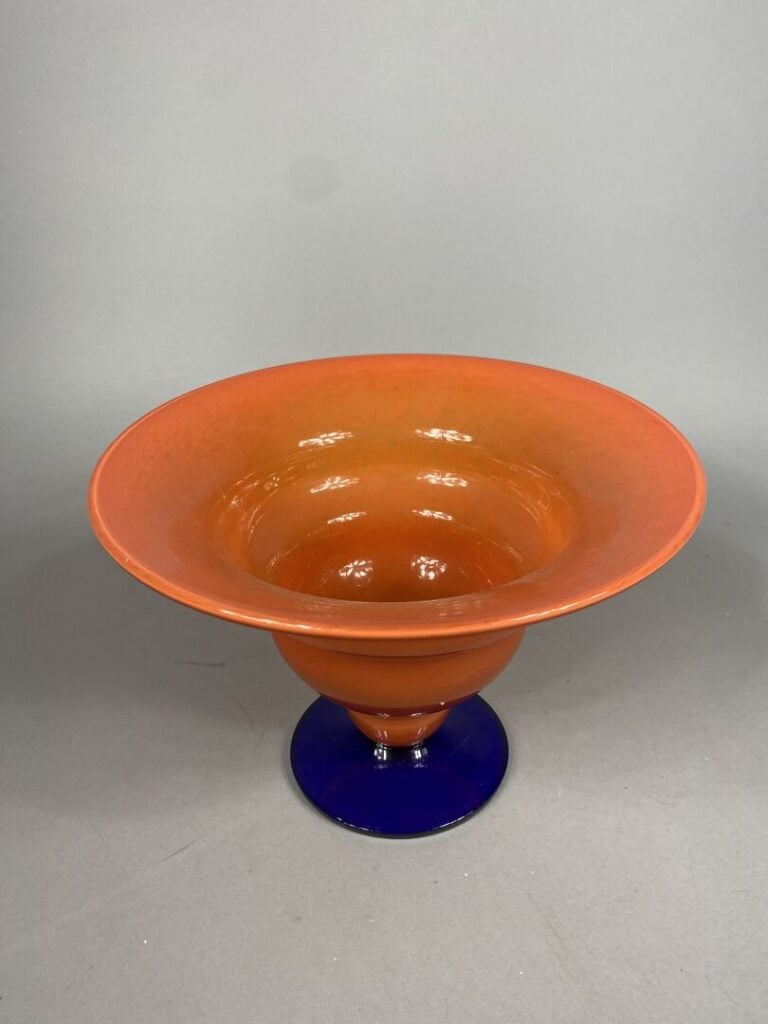 Dans le goût de SCHNEIDER - Coupe sur pied évasée en verre marmoréen dans les t…