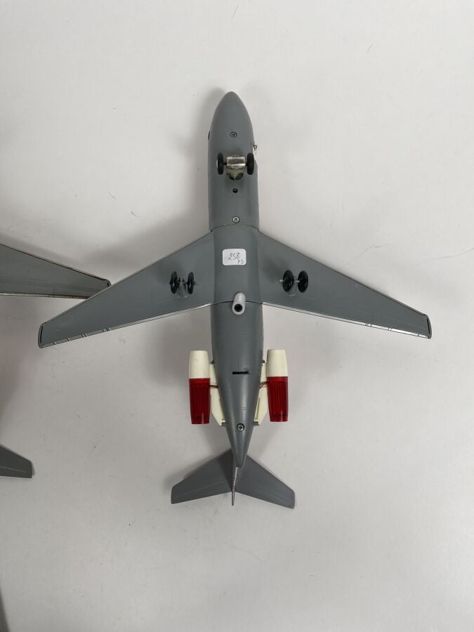 « DC9 TWA » / TN ROC- Japon, 1970, tôle lithographiée, battery toy les réacteur…