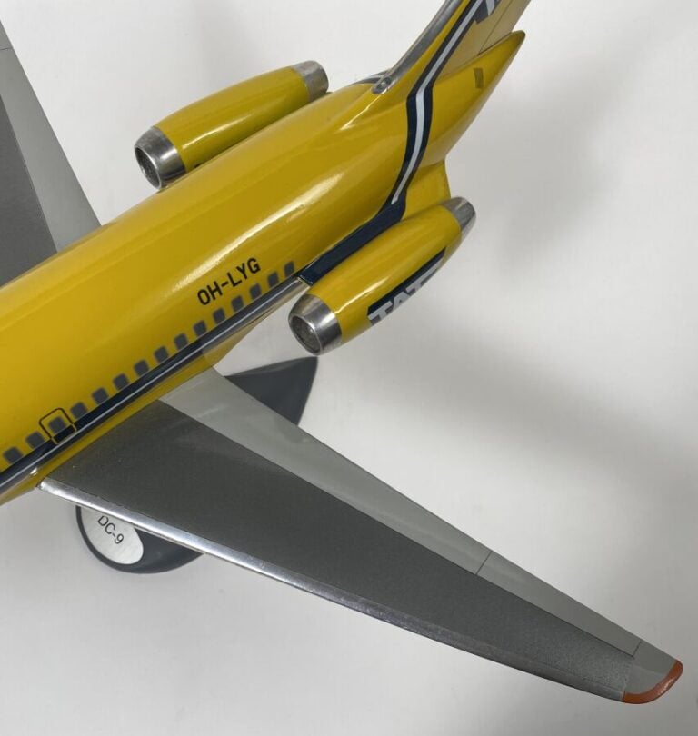 Douglas DC9-15 Touraine Air Transport (TAT) OH-LYG (ex. Finnair) au 1/50ème en…