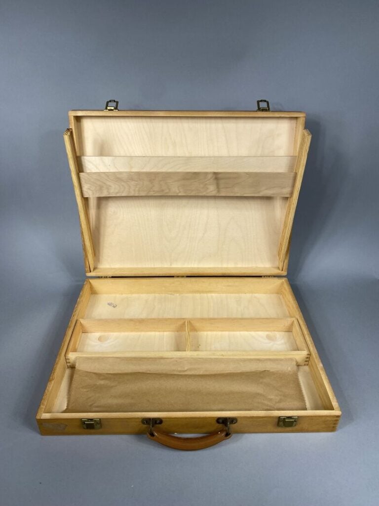 Ensemble de cinq " Paint Box " vides Arman - 41 x 53.5 x 4 cm - (en l'état)