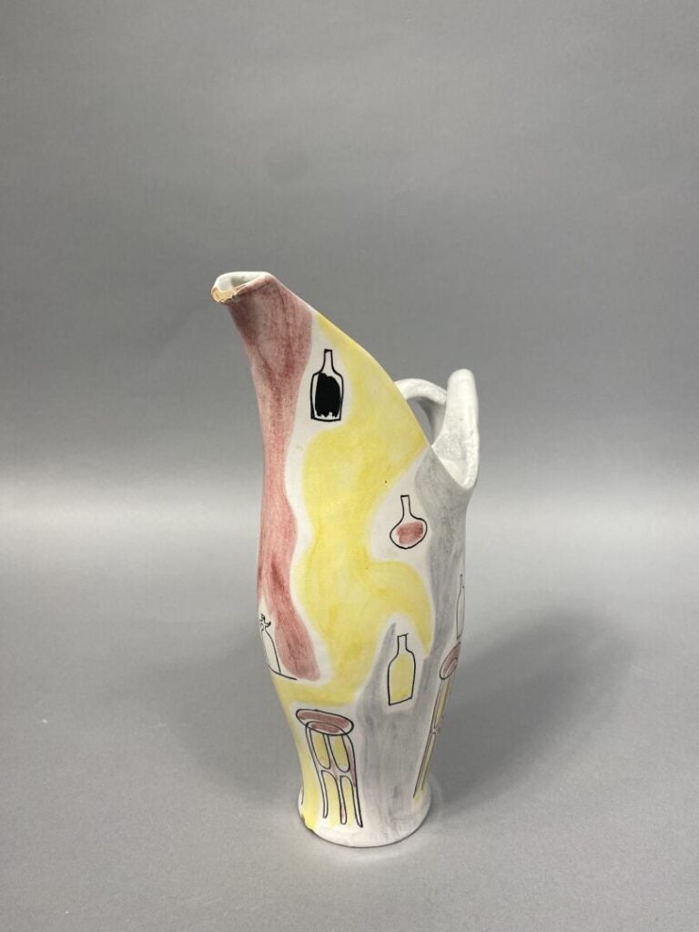 Ensemble de poteries comprenant : - - ODYV, vase ovoïde en céramique à décor en…