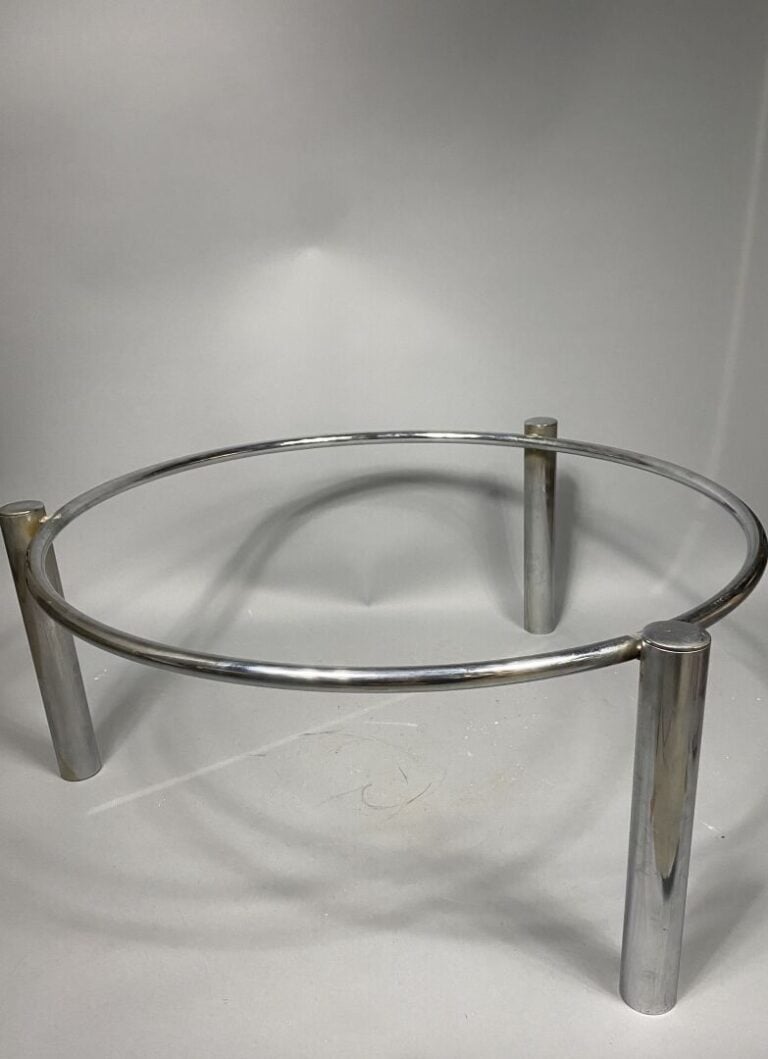 Ensemble de trois pieds de table basse et un pied de table en acier chromé - (o…