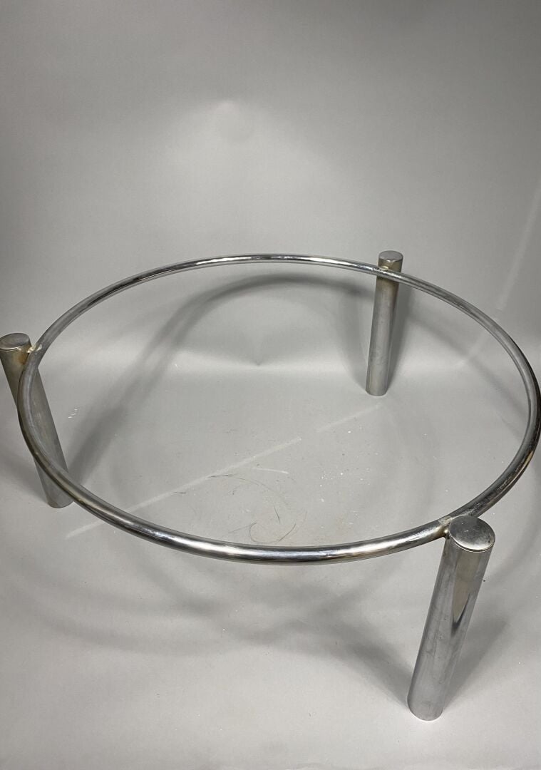 Ensemble de trois pieds de table basse et un pied de table en acier chromé - (o…