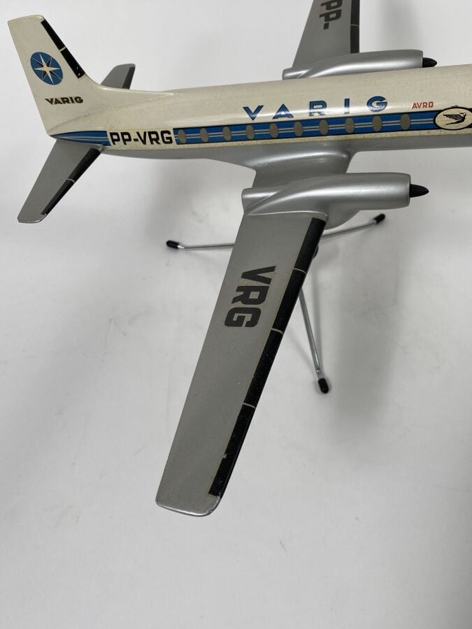 Hawker Siddley HS 748Srs 2A/Avro 80 pour la Varig PP-VRG au 1/50ème en résine p…