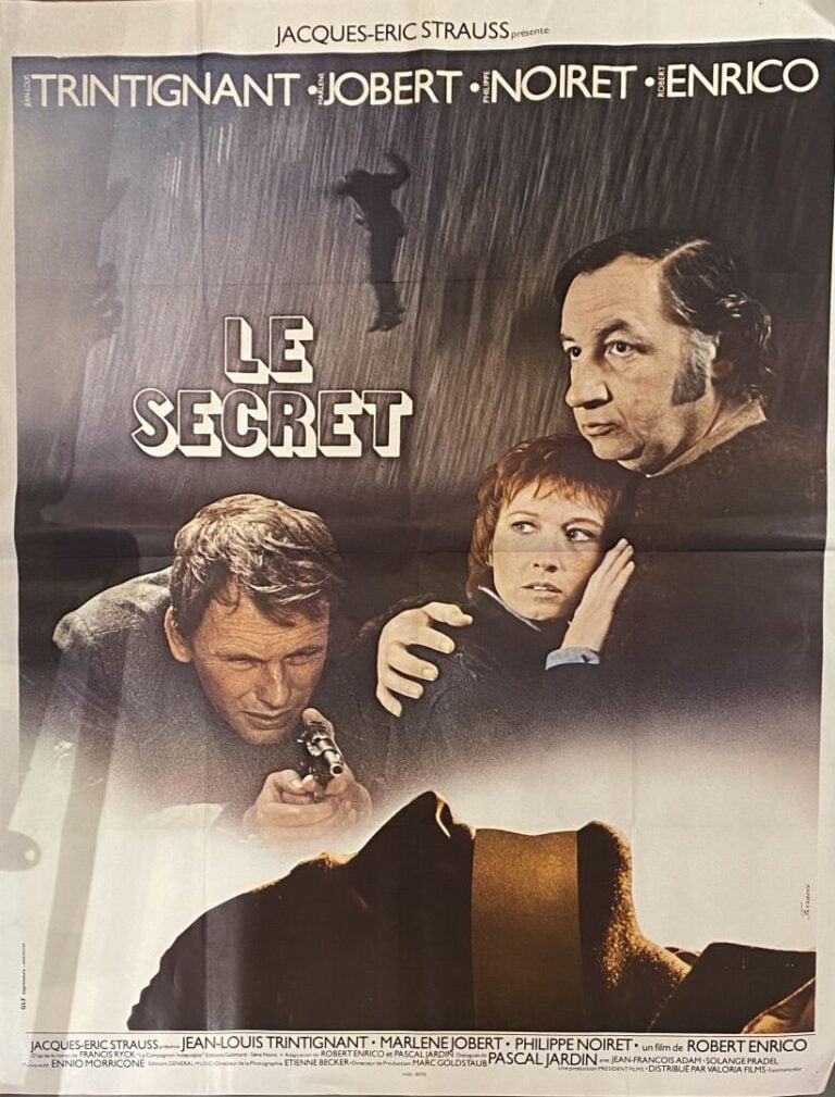 Important lot d'environ 23 affiches de cinéma et reproductions comprenant : Le…