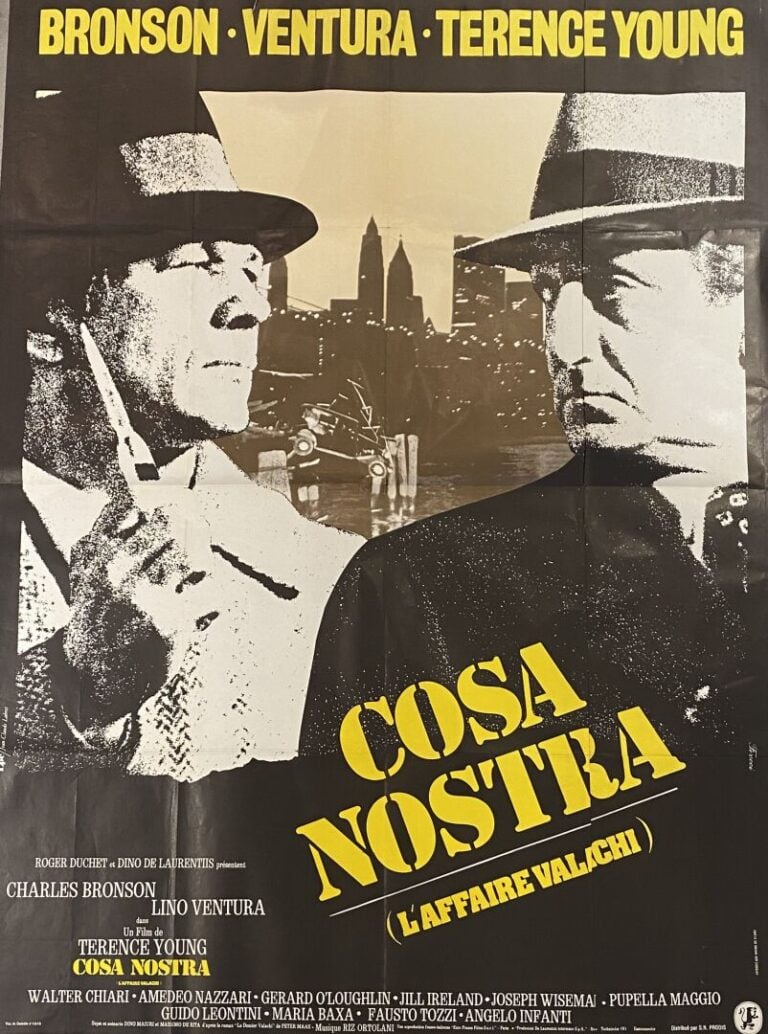 Important lot d'environ 24 affiches de cinéma et reproductions comprenant : La…