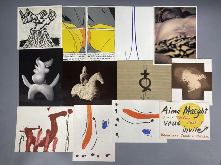 Important lot de cartons d'invitation à des vernissages : CALDER, MIRO, MONORY,…