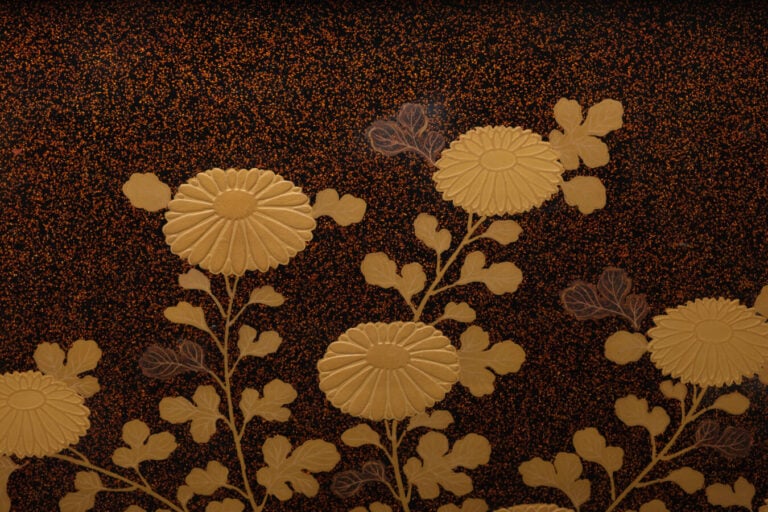 JAPON - Fin XIXème - début XXème - Plateau de présentation (hirobuta) à coins a…