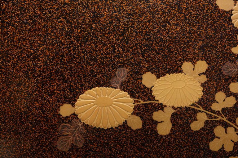 JAPON - Fin XIXème - début XXème - Plateau de présentation (hirobuta) à coins a…