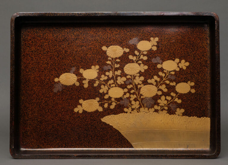 JAPON - Fin XIXème - début XXème - Plateau de présentation (hirobuta) à coins a…