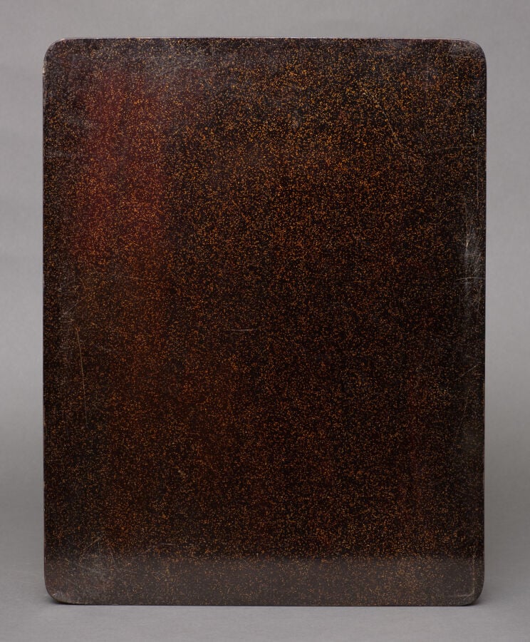 JAPON - XIXème siècle - Grande boîte rectangulaire en laque dorée, à motif de f…