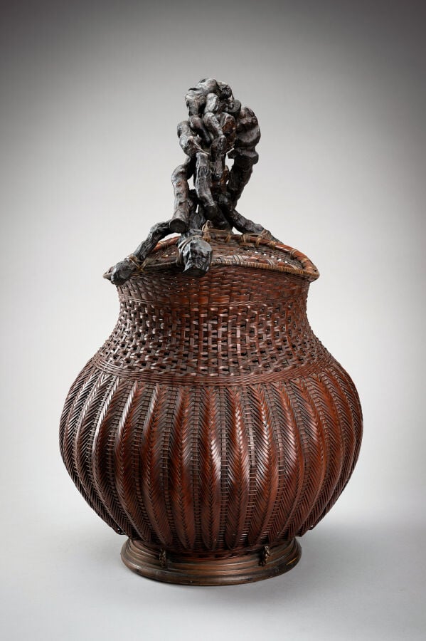 JAPON - XXème Siècle - Grand panier de forme balustre pour arrangement floral i…