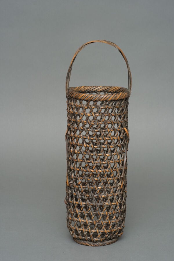 JAPON - XXème siècle - Grand panier pour arrangement floral ikebana en bambou t…