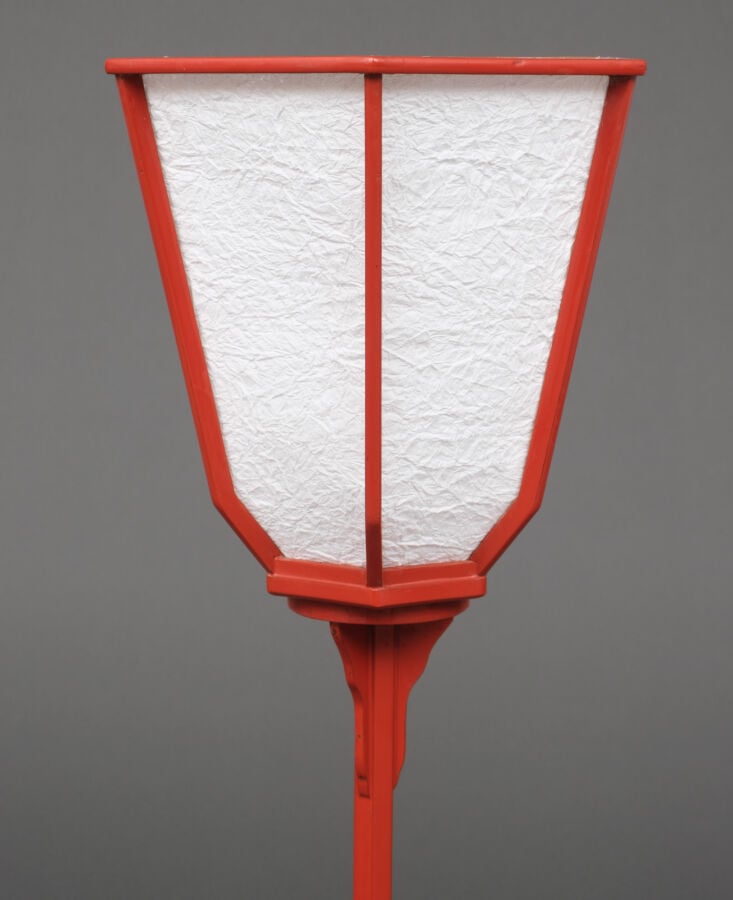 JAPON - XXème siècle - Paire de lanternes en laque rouge et papier blanc washi…