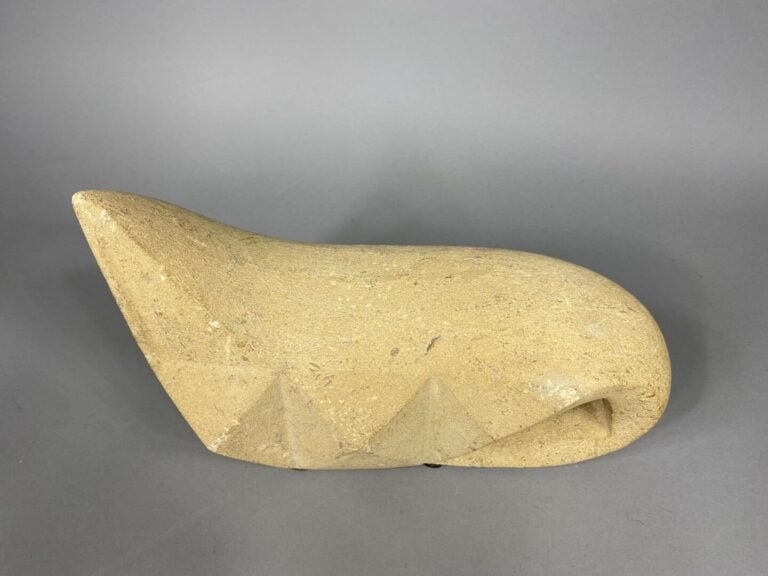 Jean-Jacques PROLONGEAU (1917-1994) - Sculpture en pierre de forme libre - Inci…