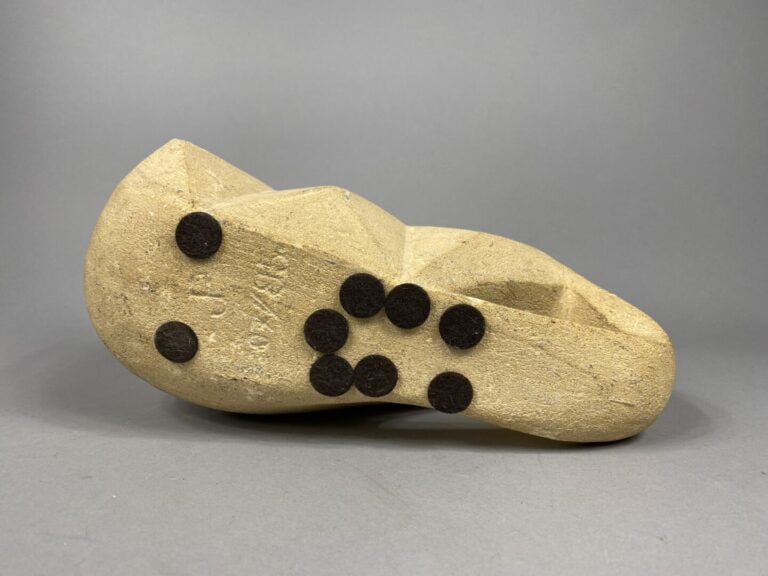 Jean-Jacques PROLONGEAU (1917-1994) - Sculpture en pierre de forme libre - Inci…