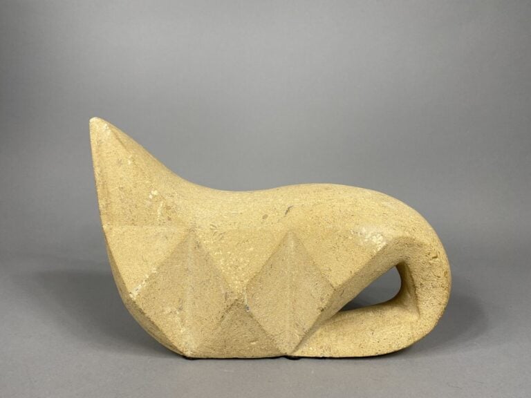 Jean-Jacques PROLONGEAU (1917-1994) - Sculpture en pierre de forme libre - Inci…