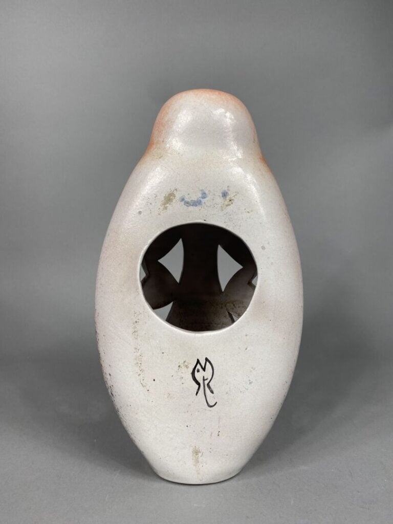 LA GRANGE AUX POTIERS - Applique zoomorphe en céramique émaillée dans les tons…