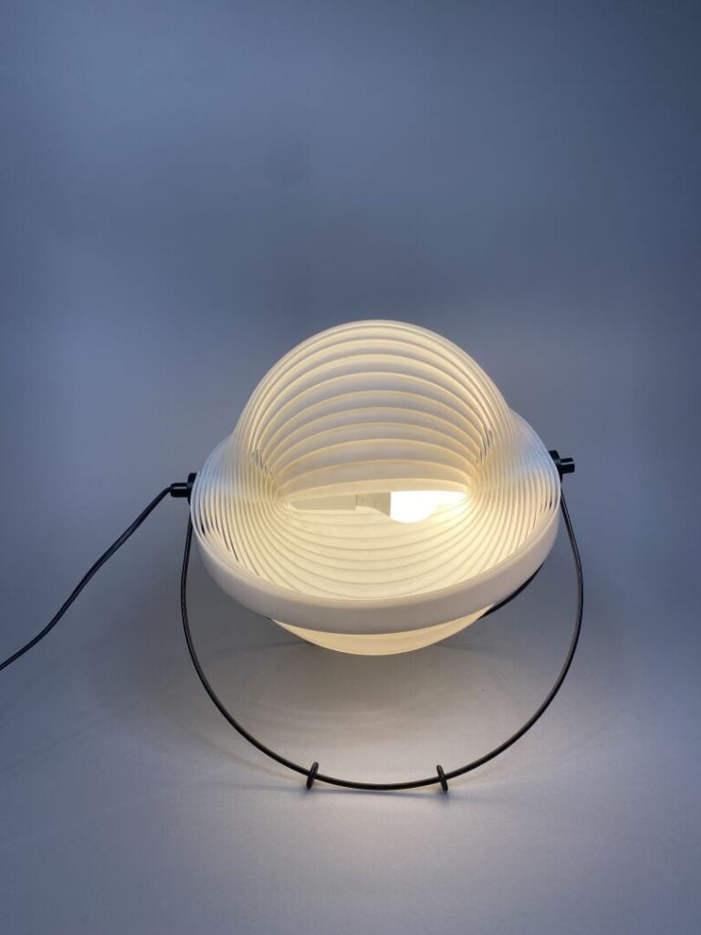 Lampe de table modulable modèle Eclipse, édition Objekto, design par Mauricio K…