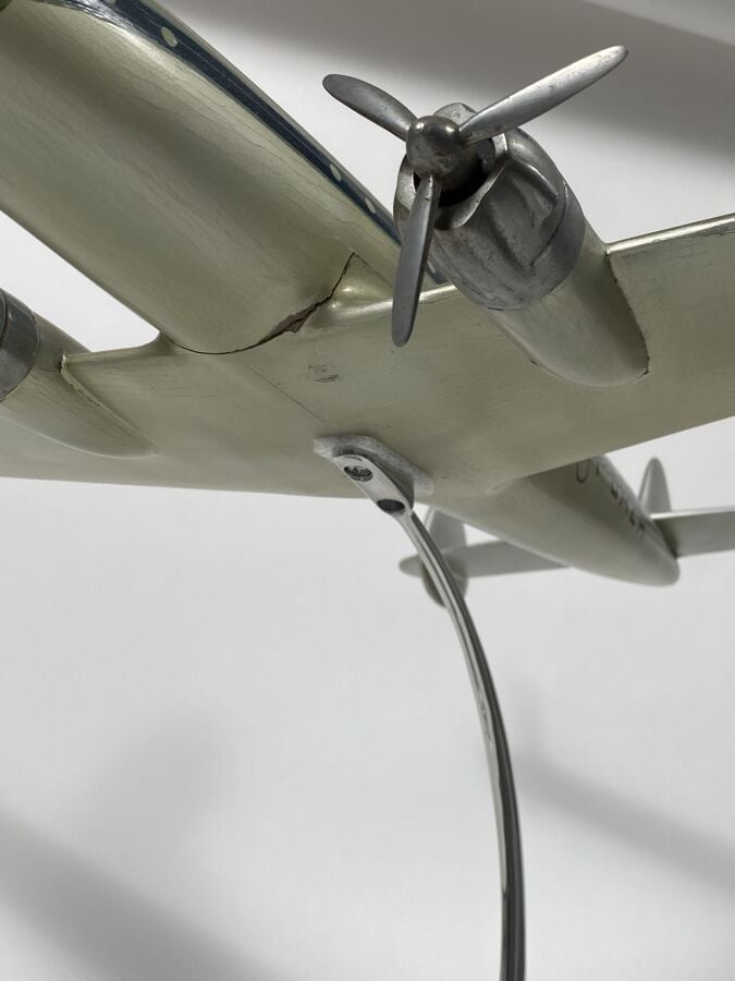 Lockheed 1049 Constellation Air France F-BAZA au 1/50ème en bois et métal peint…