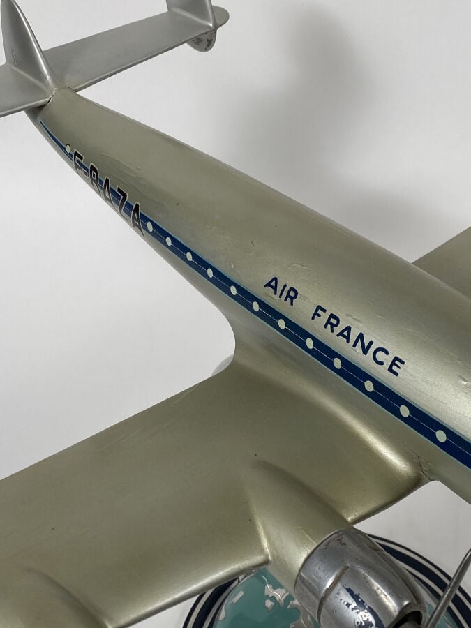 Lockheed 1049 Constellation Air France F-BAZA au 1/50ème en bois et métal peint…