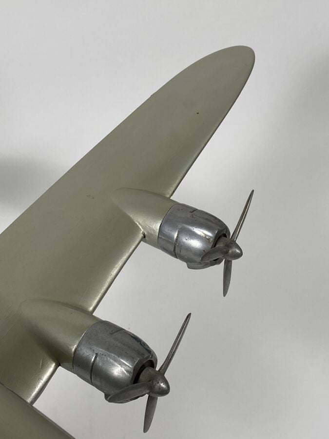 Lockheed 1049 Constellation Air France F-BAZA au 1/50ème en bois et métal peint…