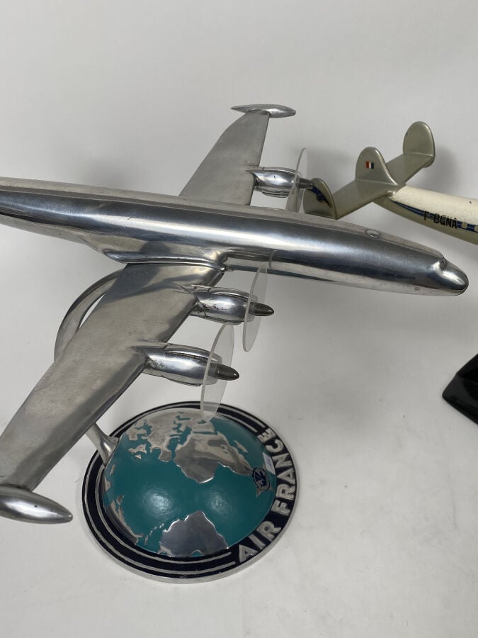 Lockheed 1049 Constellation Air France F-BGNA au 1/60ème en aluminium peint réa…