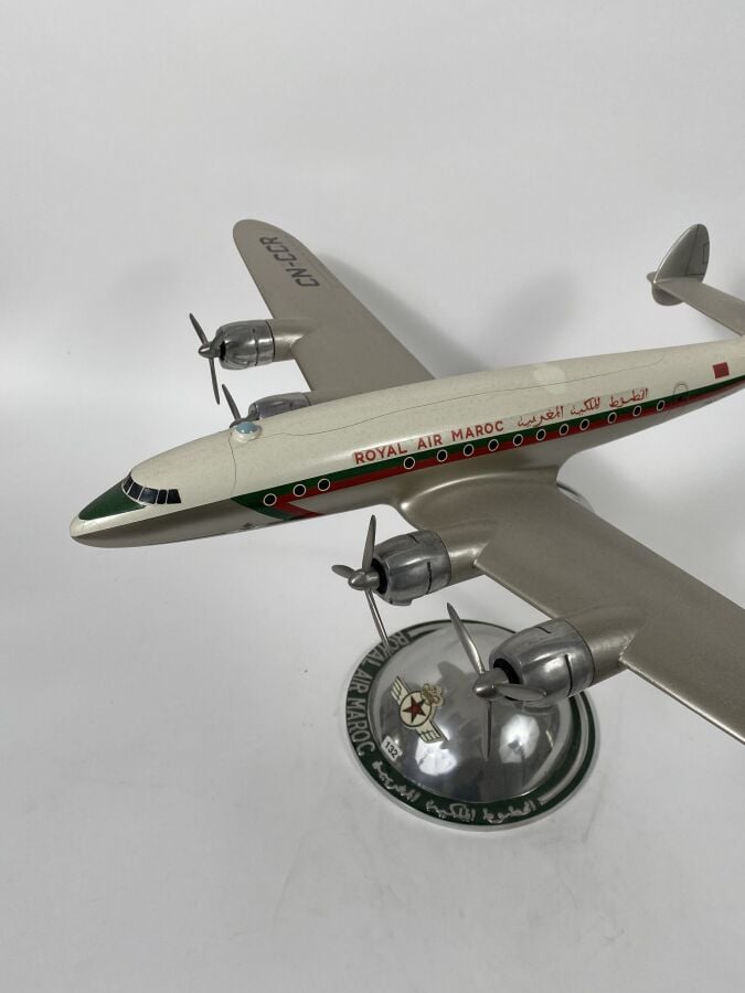 Lockheed 749 Constellation Royal Air Maroc CN-CCR au 1/50ème en bois et métal p…