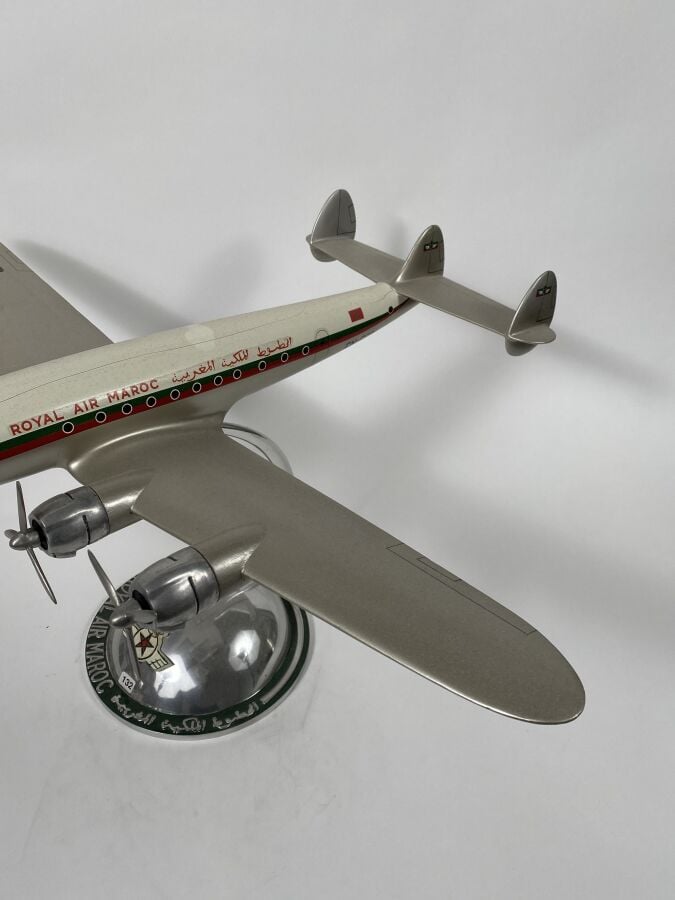 Lockheed 749 Constellation Royal Air Maroc CN-CCR au 1/50ème en bois et métal p…
