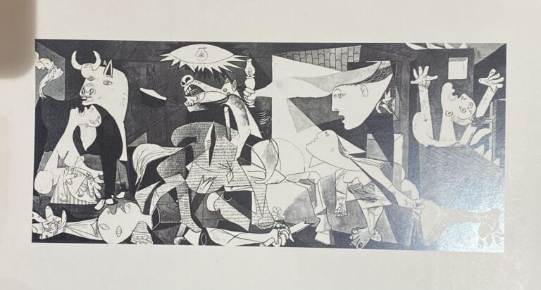 Lot d'affiches et reproductions de musées comprenant : - Raoul DUFY, Henri MATI…
