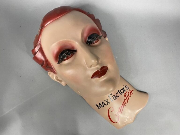 MAX FACTOR'S COSMETICS - Enseigne publicitaire en forme de tête - H : 60 cm - (…