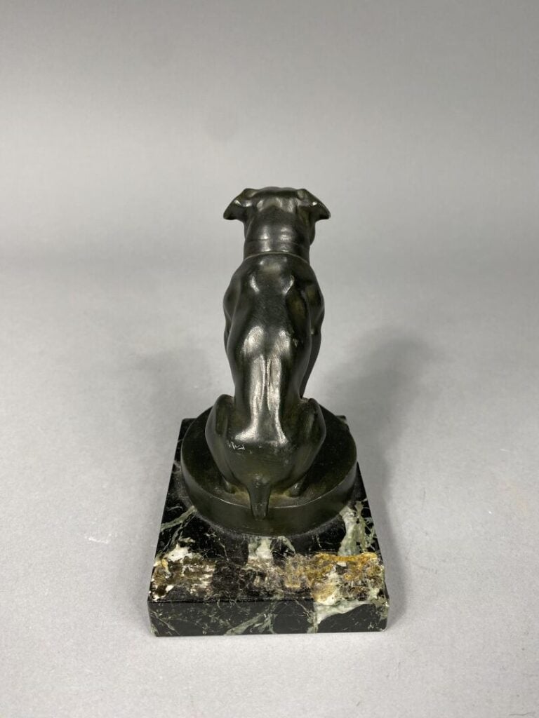 Max LE VERRIER (1891-1973) - Bouledogue assis - Epreuve en régule patiné - Sign…