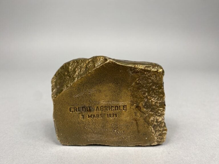Monique GERBER (XXe siècle), d'après - Vide-poche formant cendrier en bronze, e…
