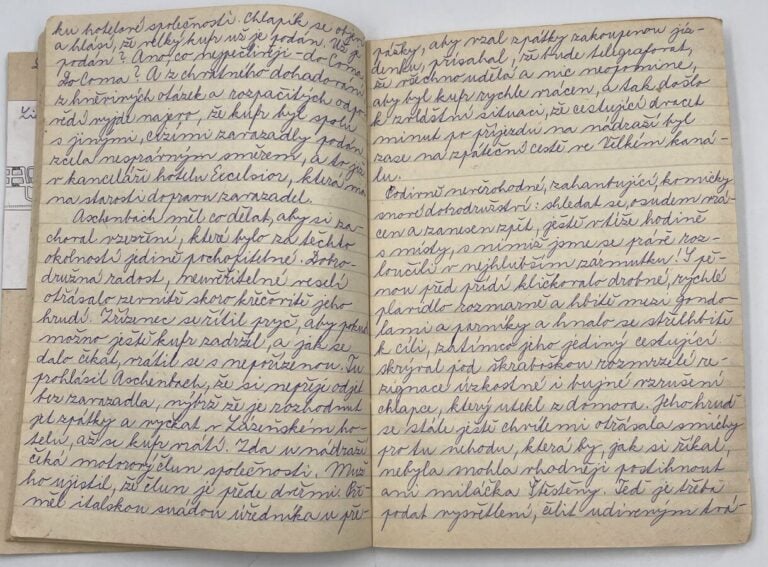 ROIS. - 3 P.S. (secrétaire), Versailles 1756-1777 ; 1 page in-fol. chaque en pa…